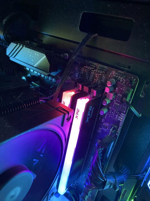 Продавам RAM 32gb (2x16)