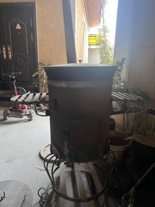 Очаг вместе с казаном