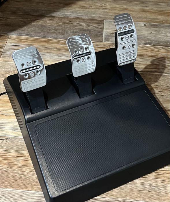 Продам Игровой Руль Thrustmaster T150 Pro