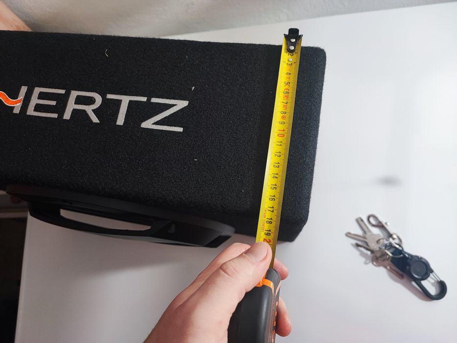 Subwoofer auto HERTZ DBX 30.3