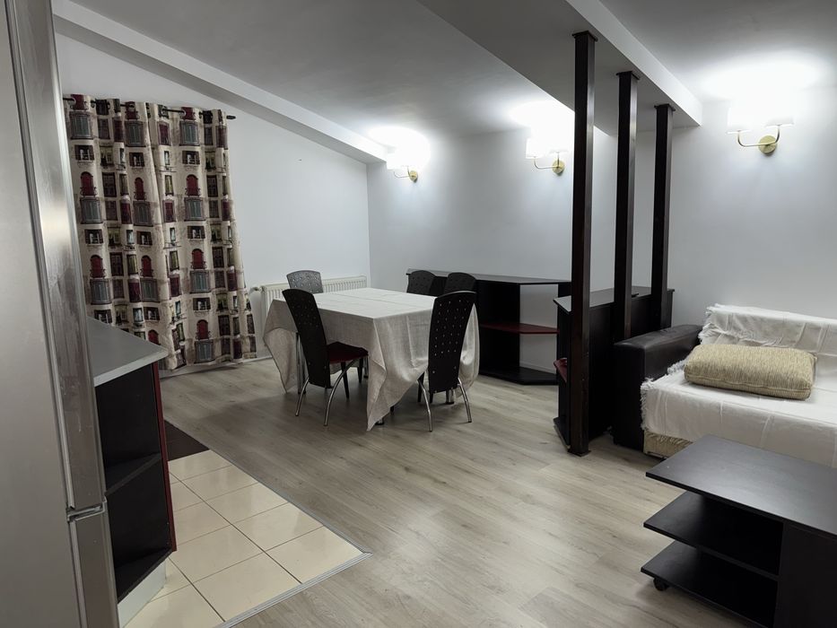Apartament cu 4 camere