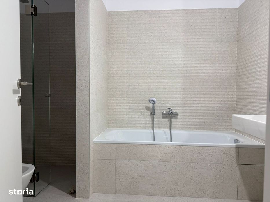 Apartament 4 camere-150mp Up-Site
