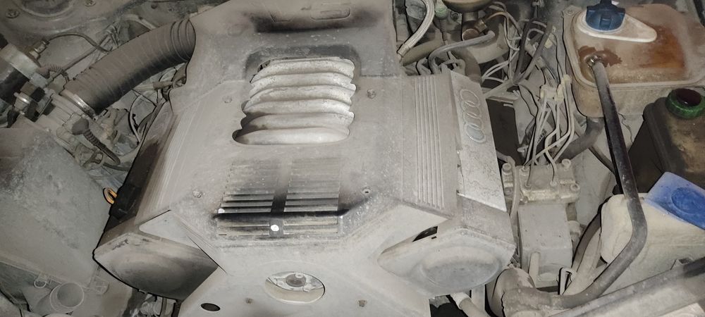 Продам Ауди 100 С4 объем 2.8