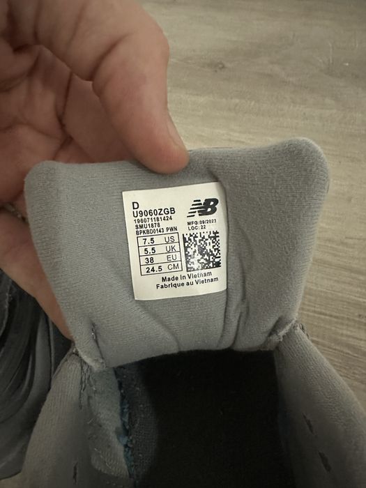 New Balance 9060 Gray