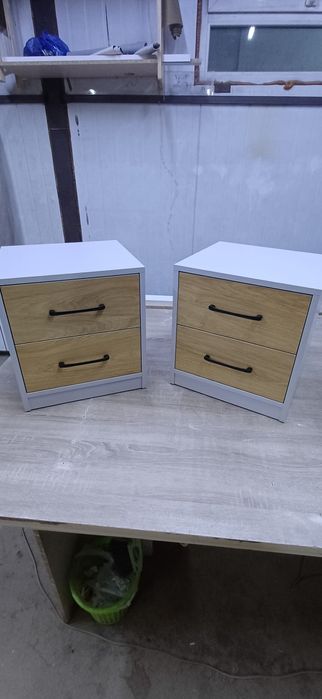 Прикроватные тумбы