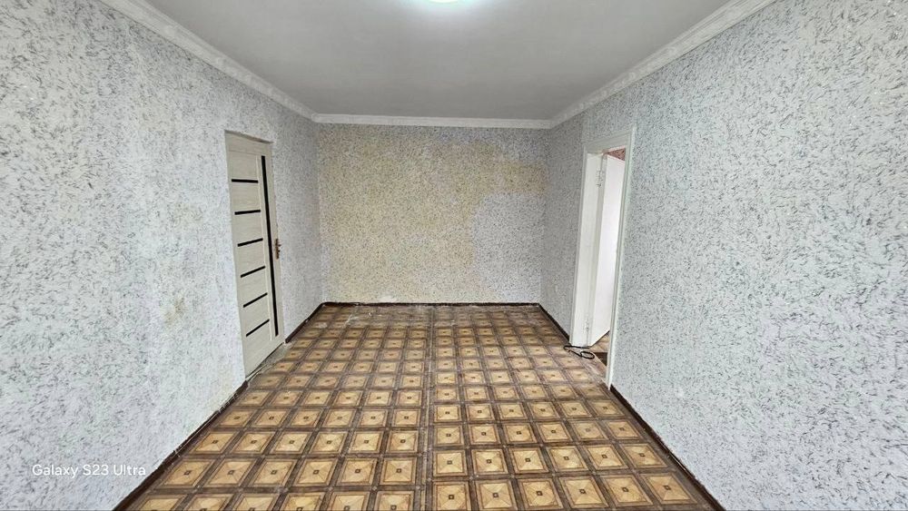 Gorgaz tomonda 2 xonali uy sotiladi