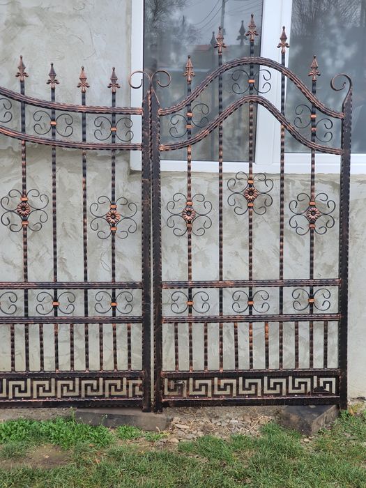 Porti din fier forjat