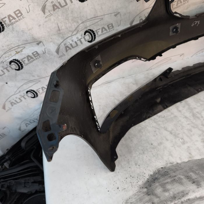 Bara fata BMW Seria 1 F40 Sportline an 2019-2020-2021-2022-2023-2024