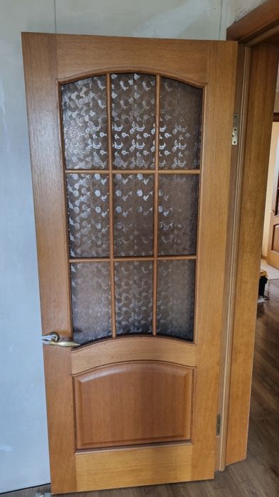 Продам деревянные двери, окна.