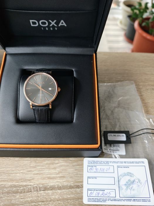 Ceas Doxa automatic, 40 mm, ca nou. 1900 lei.