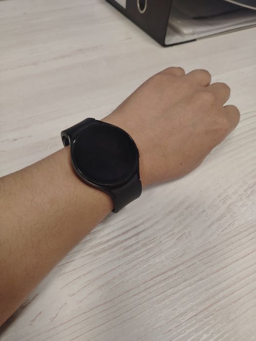 Часы смарт WATCH4 продам!