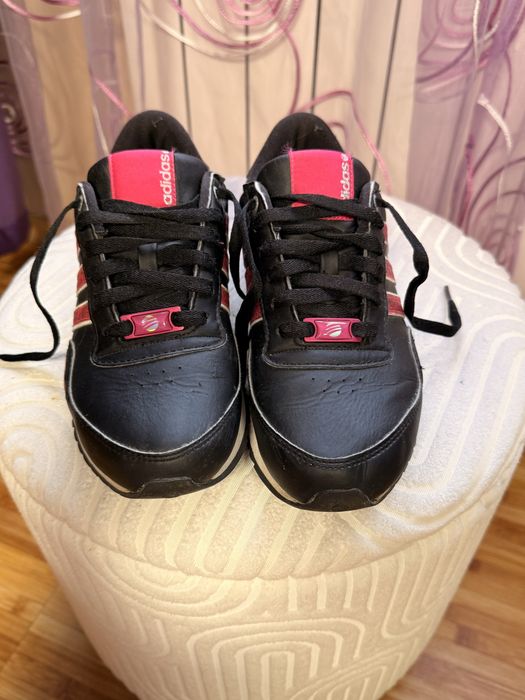 Adidas megru cu roz