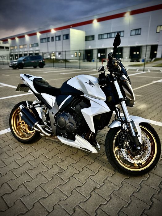 Honda Cb1000RA Abs combinat- pentru pretentiosi