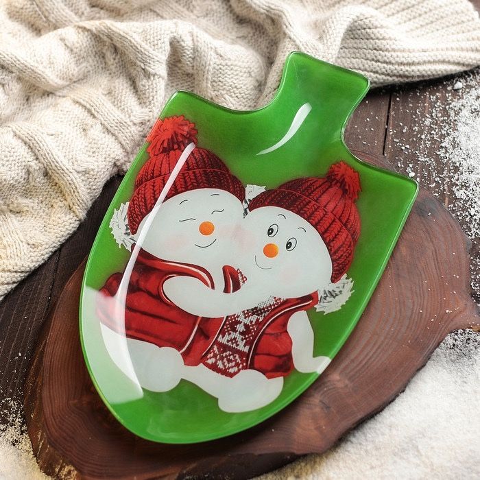 Новогодние сервировочные тарелки