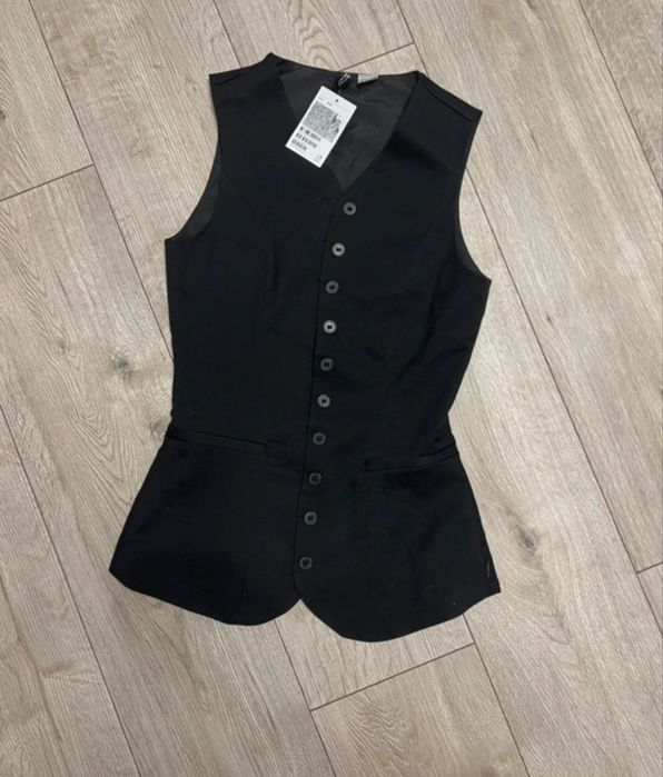 Vestă dama H&M neagră de costum slim fit cambrata
