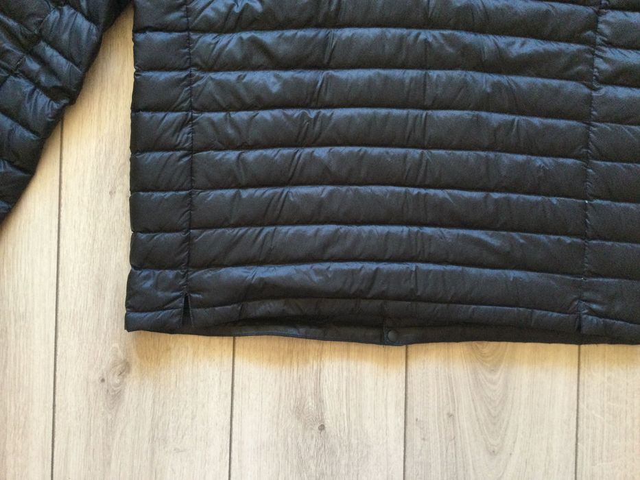 НОВО оригинално черно ултра леко пухено яке UNIQLO размер L от САЩ