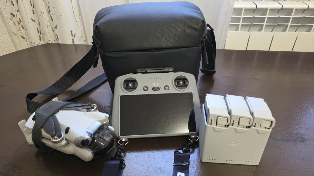 Dj mavik mini 4 pro