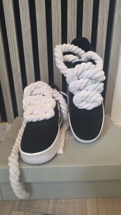Vând adidași nike air force 1 black  rope 38