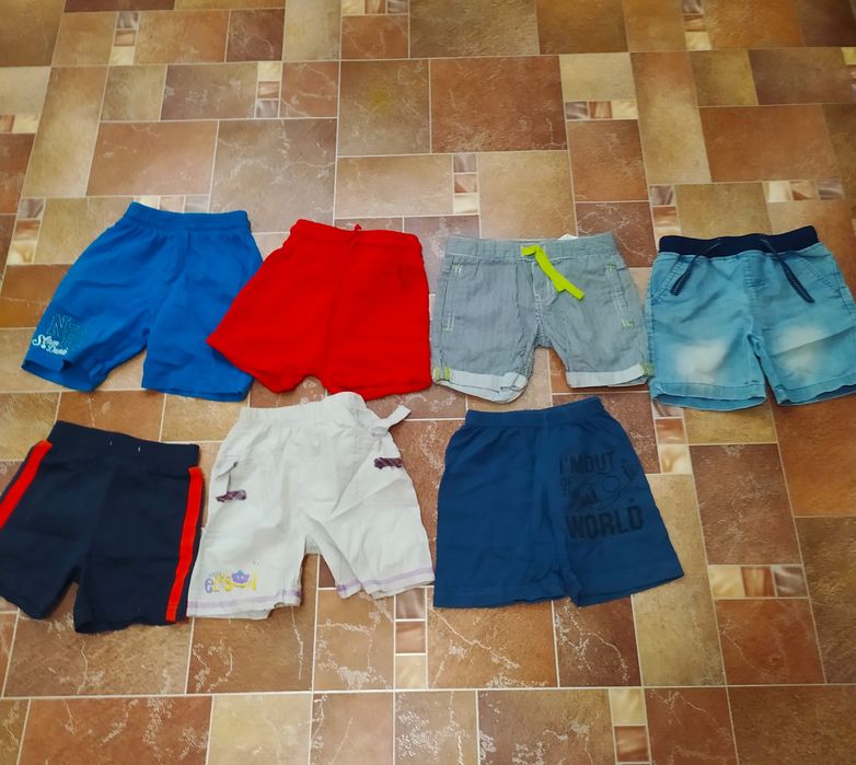 Продам пакет детских вещей