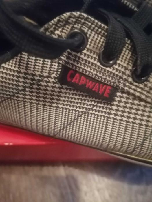 Кеды фирменные 39р