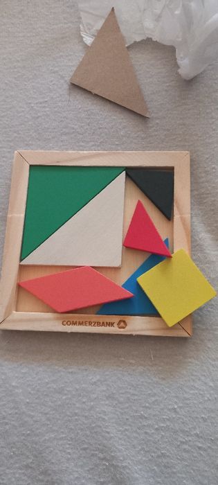 Нов детски боулинг,нови хилки и топче