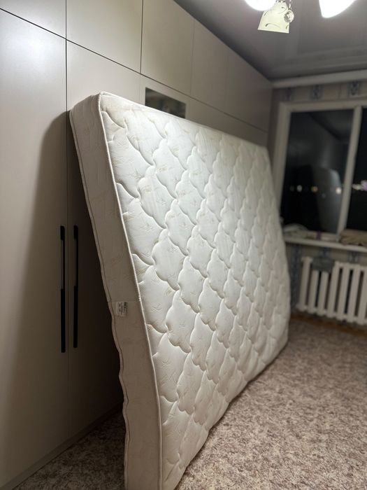 Продам матрас ортапичиские