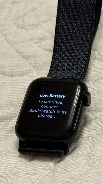 Apple watch SE 2024