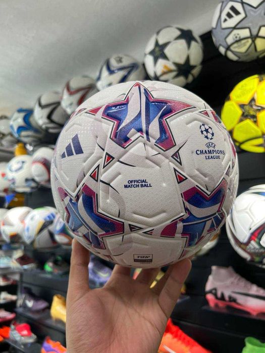 Футбольный мяч Adidas UCL 2024/25