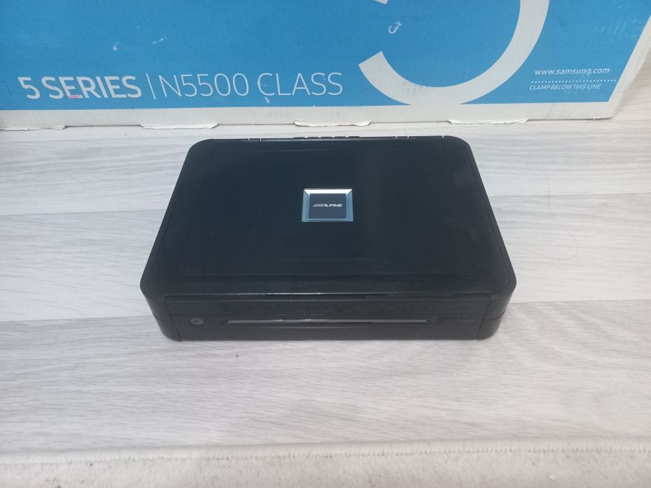 Авто аудиосистема в комплекте Alpine