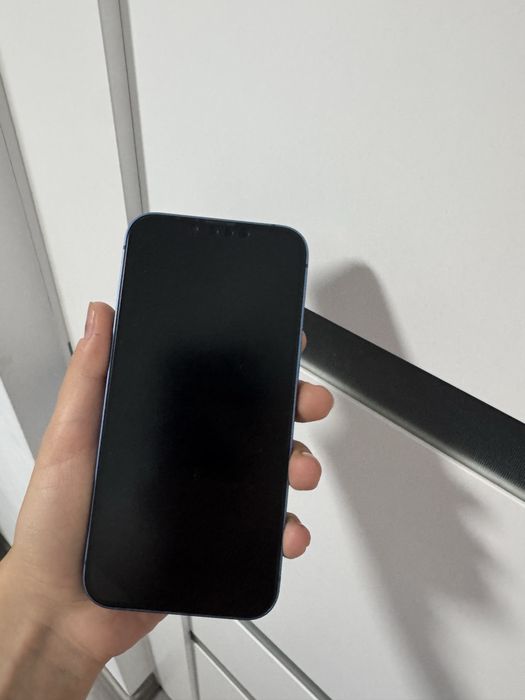 Iphone 13 potrivit pt piese