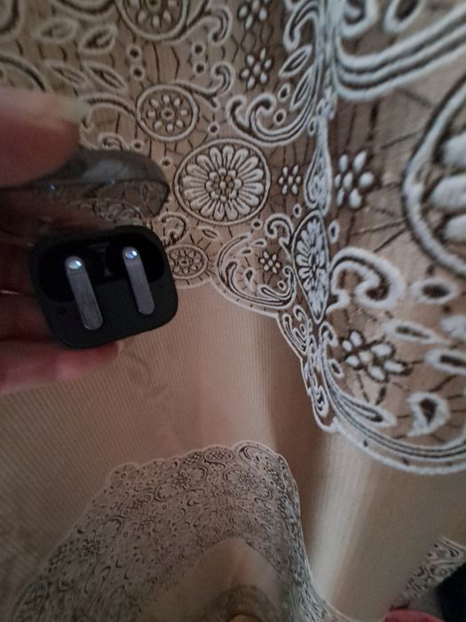 Căști Bluetooth Samsung galaxy buds 4 pro.