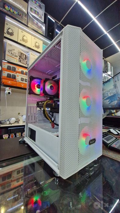 Cs2 uchun ajoyib PC  250fps