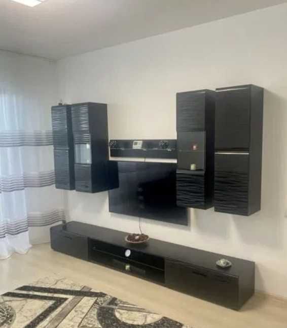 Дава се под наем Двустаен апартамент в Пловдив, Тракия - 60 кв.м за 306 € - Снимка #1