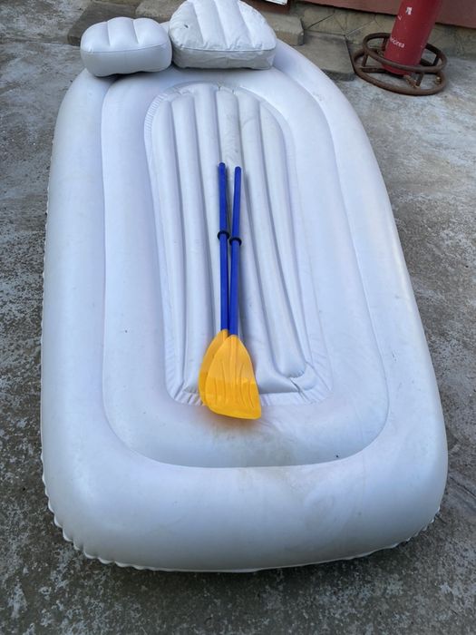 Barca de agrement si pescuit