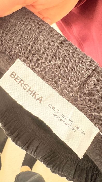 Ленен-смес черен панталон BERSHKA