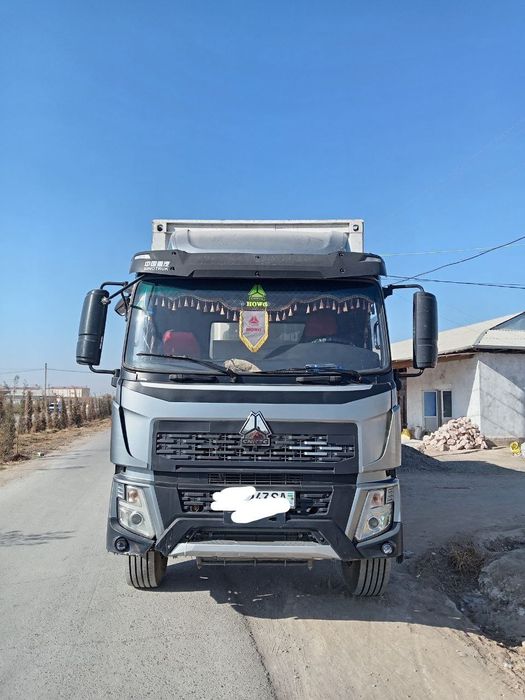 Hovo  furgon V5 holati ideal .prabek 280.000 kraska radnoy .ishlab tur