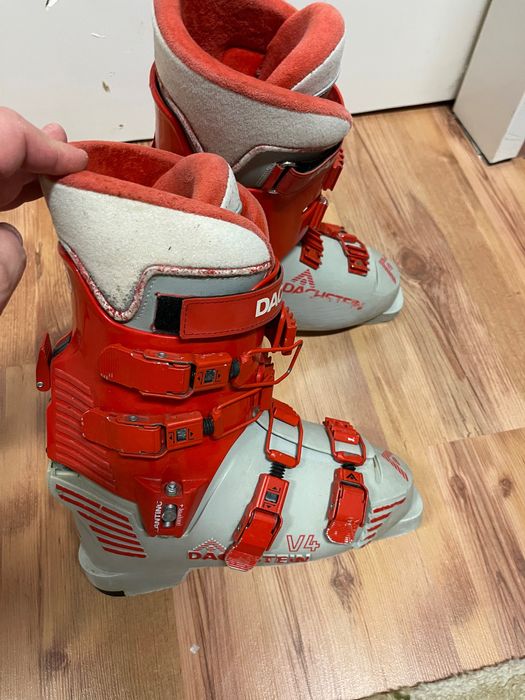 Clăpari pt Ski marca  Dachstein de vânzare