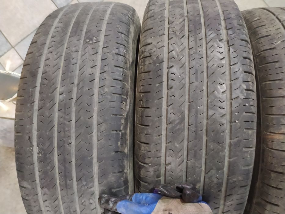 Продам комплект.215/70/16