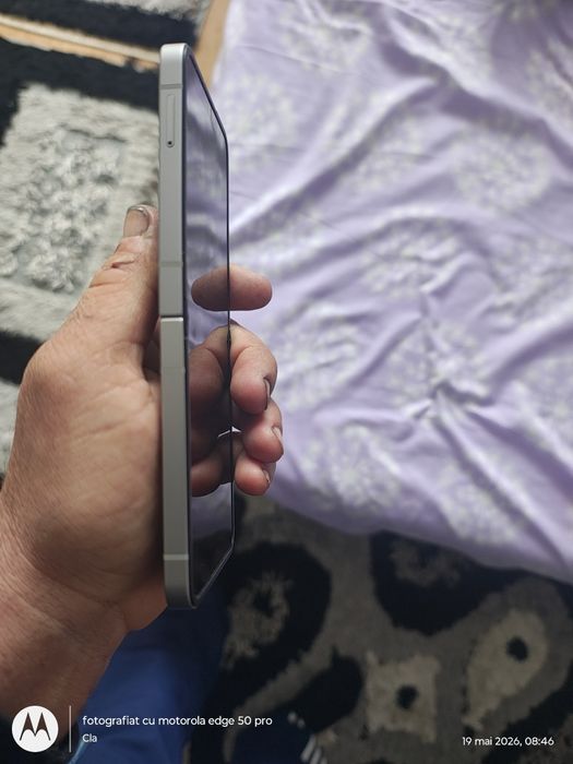 Samsung Galaxy flip 6