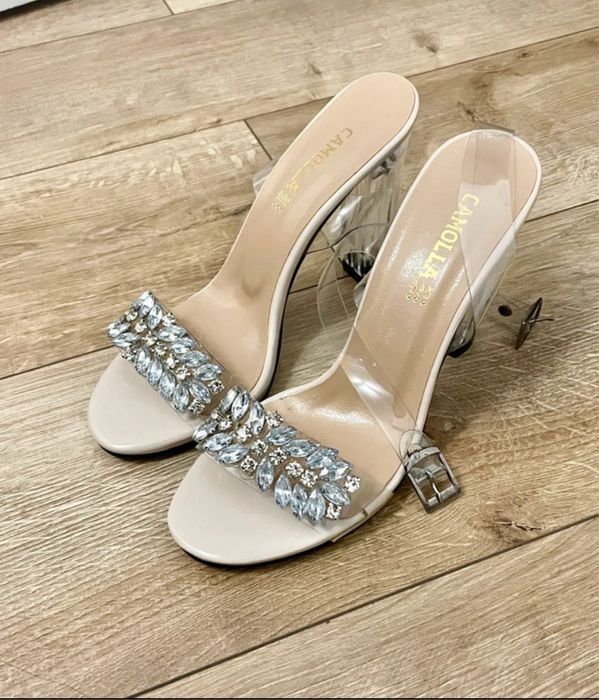 Sandale superbe
