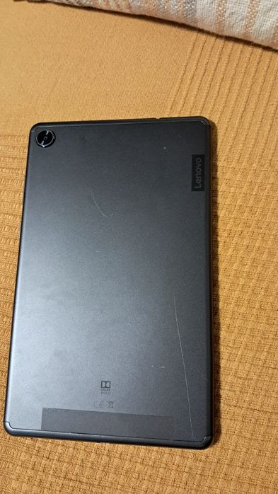 Tableta Lenovo Tab M8