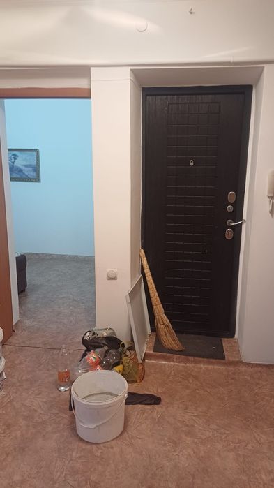 Сдам 3 комн квартиру в 4 мкр