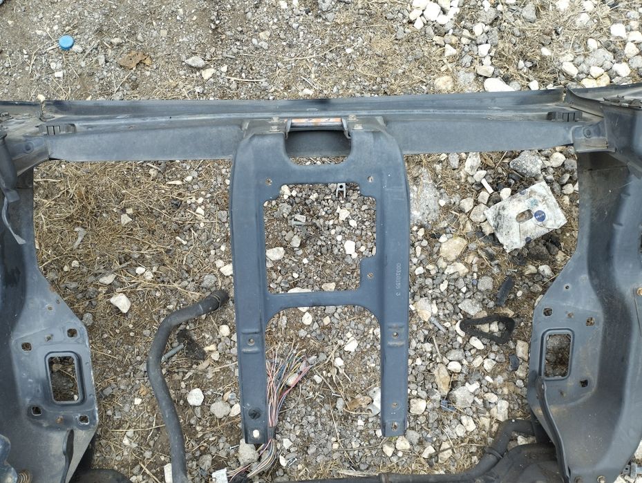 Очиларка (предница) за Mercedes ML W164