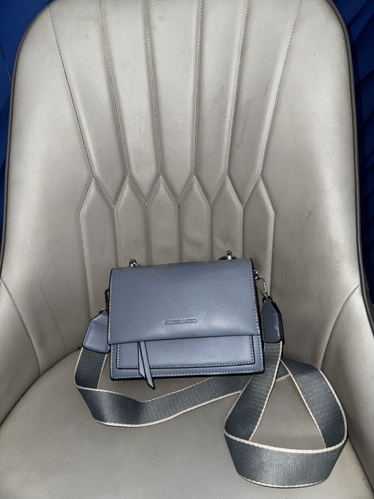 Сумки по 2000 тенге