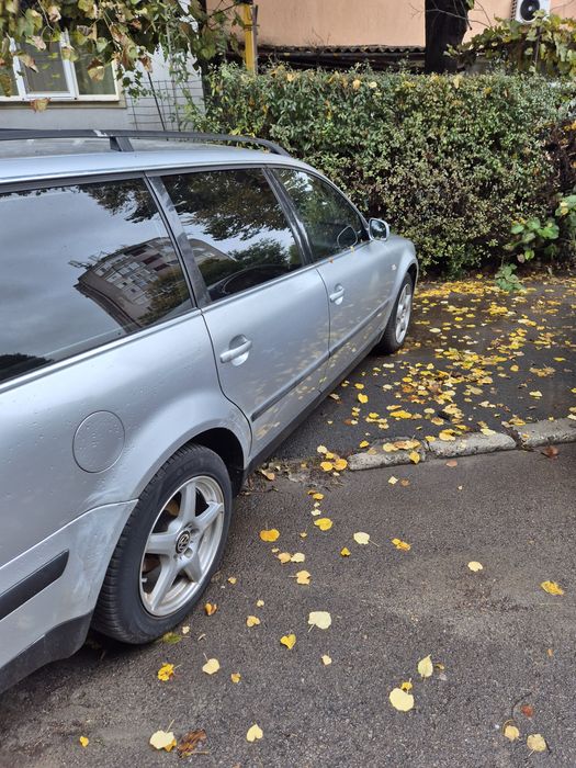 VOLKSWAGEN Passat 2002 — imagine 2