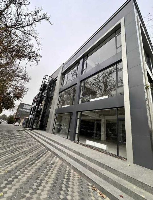 Здание 1300 м² Бадамзар| Первая линия | С арендаторами