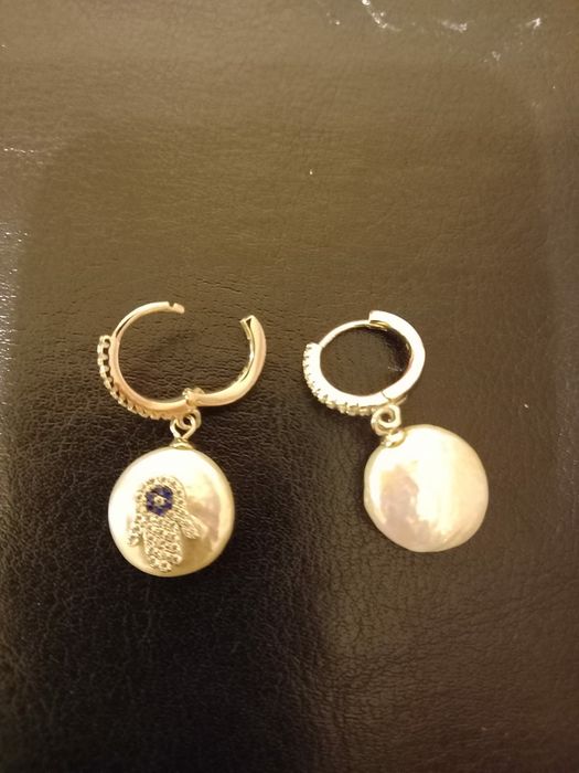 Продаются серебряные наборы, серьги