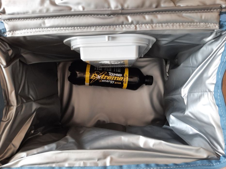 Продам Термоэлектрическую сумку-холодильник