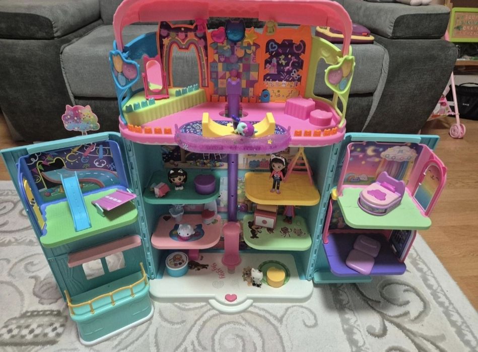 Casă de păpuși interactivă Gabby's Dollhouse