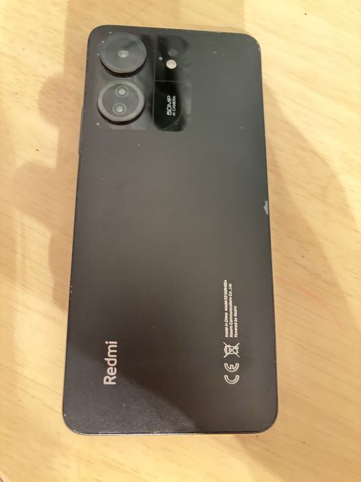 Продаю телефон Redmi 13